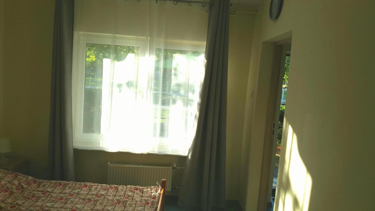 Bed and Breakfast Dom Joanna à Dziwnów Extérieur photo
