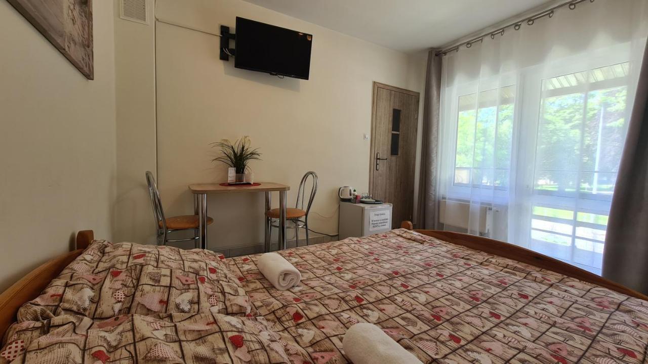 Bed and Breakfast Dom Joanna à Dziwnów Extérieur photo